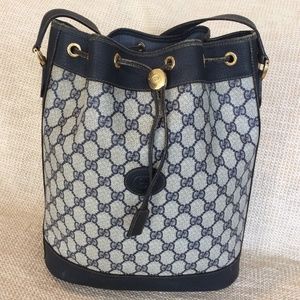 Vintage Gucci signature logo bucket bag